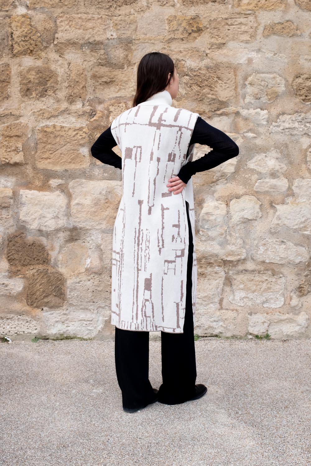 Tbilisi - Long Wool Jacquard  Cape